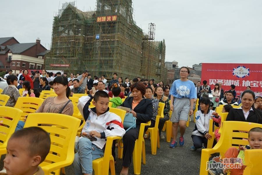 广汇圣湖城实景图111